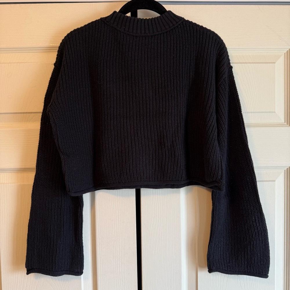 Cropped Ribbed Knit Sweater - Picture 2 of 4